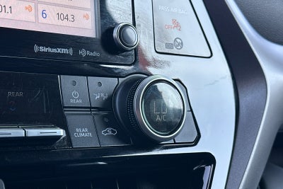 2021 Toyota Highlander Hybrid LE
