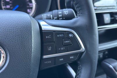 2021 Toyota Highlander Hybrid LE