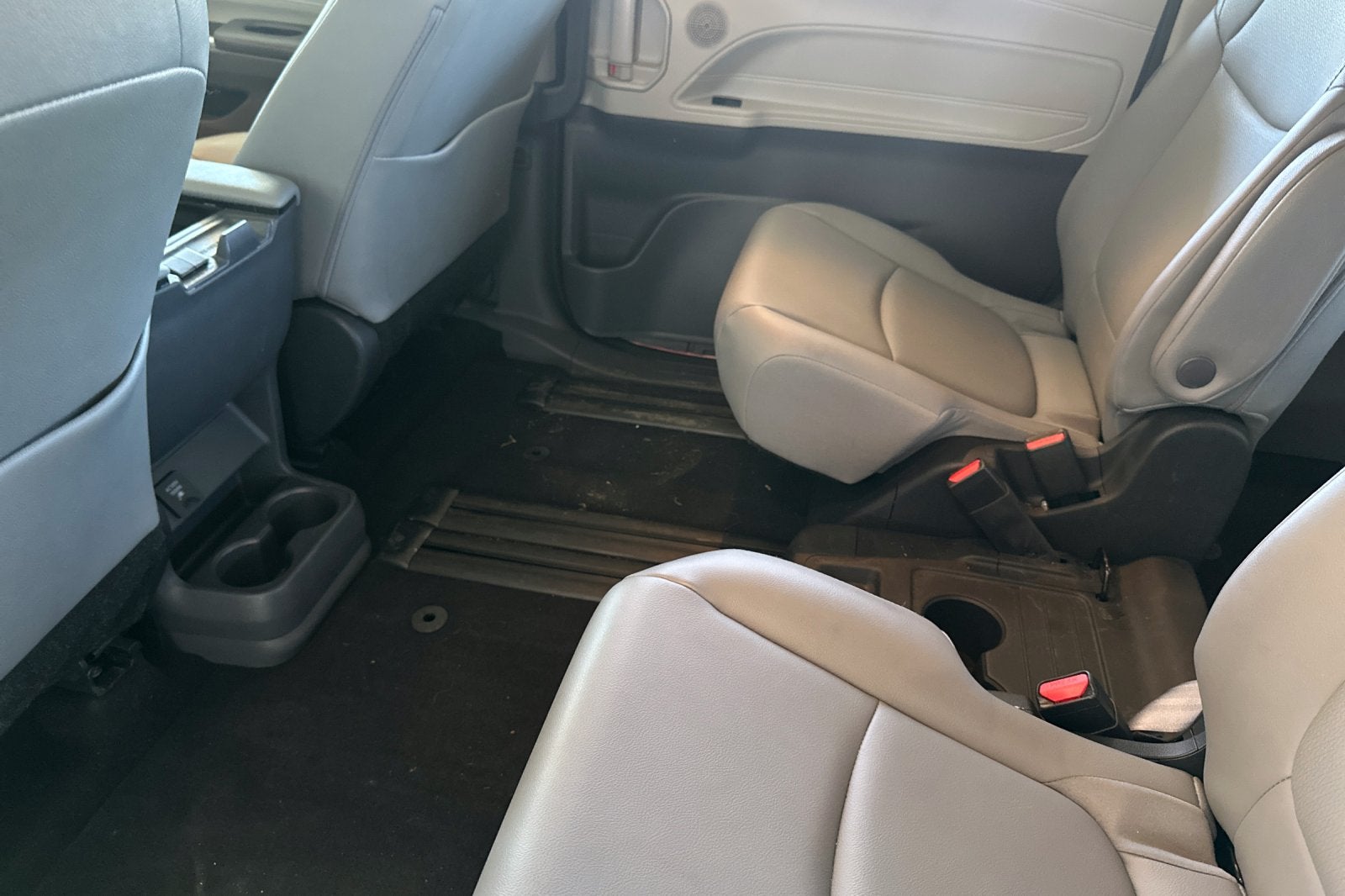 2022 Toyota Sienna XLE 7 Passenger