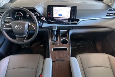 2022 Toyota Sienna XLE 7 Passenger