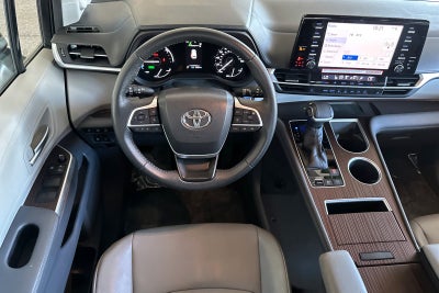 2022 Toyota Sienna XLE 7 Passenger