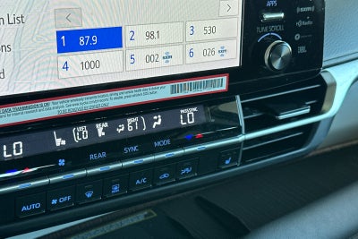 2022 Toyota Sienna XLE 7 Passenger