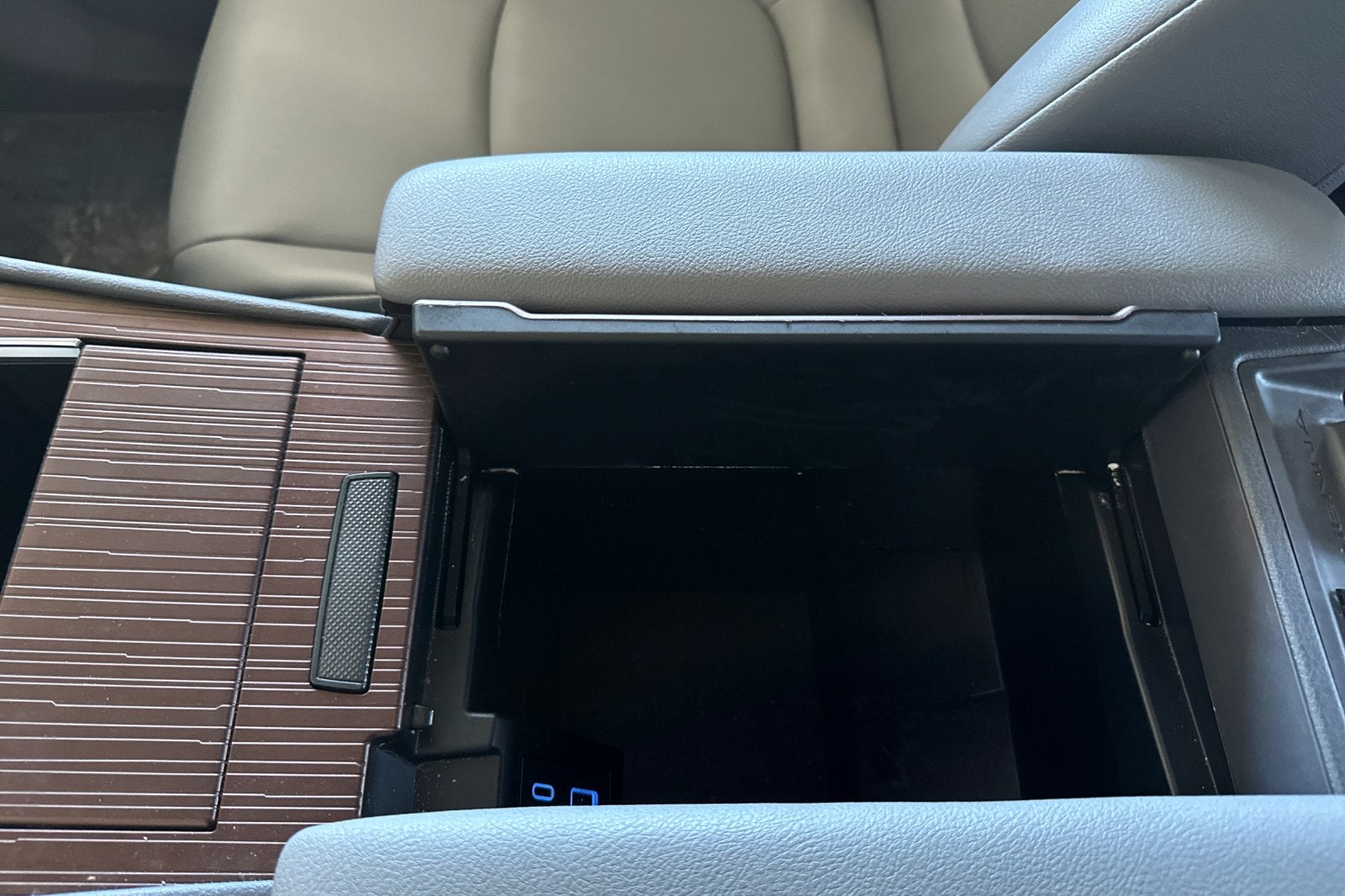 2022 Toyota Sienna XLE 7 Passenger