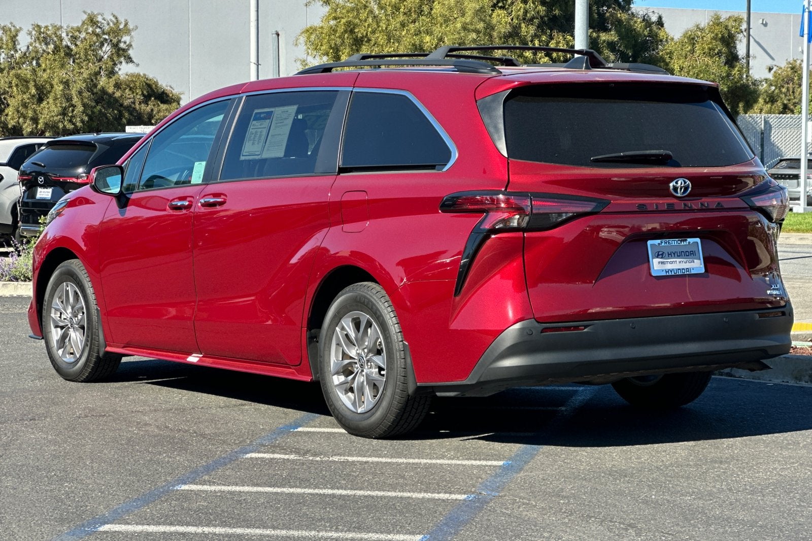 2022 Toyota Sienna XLE 7 Passenger