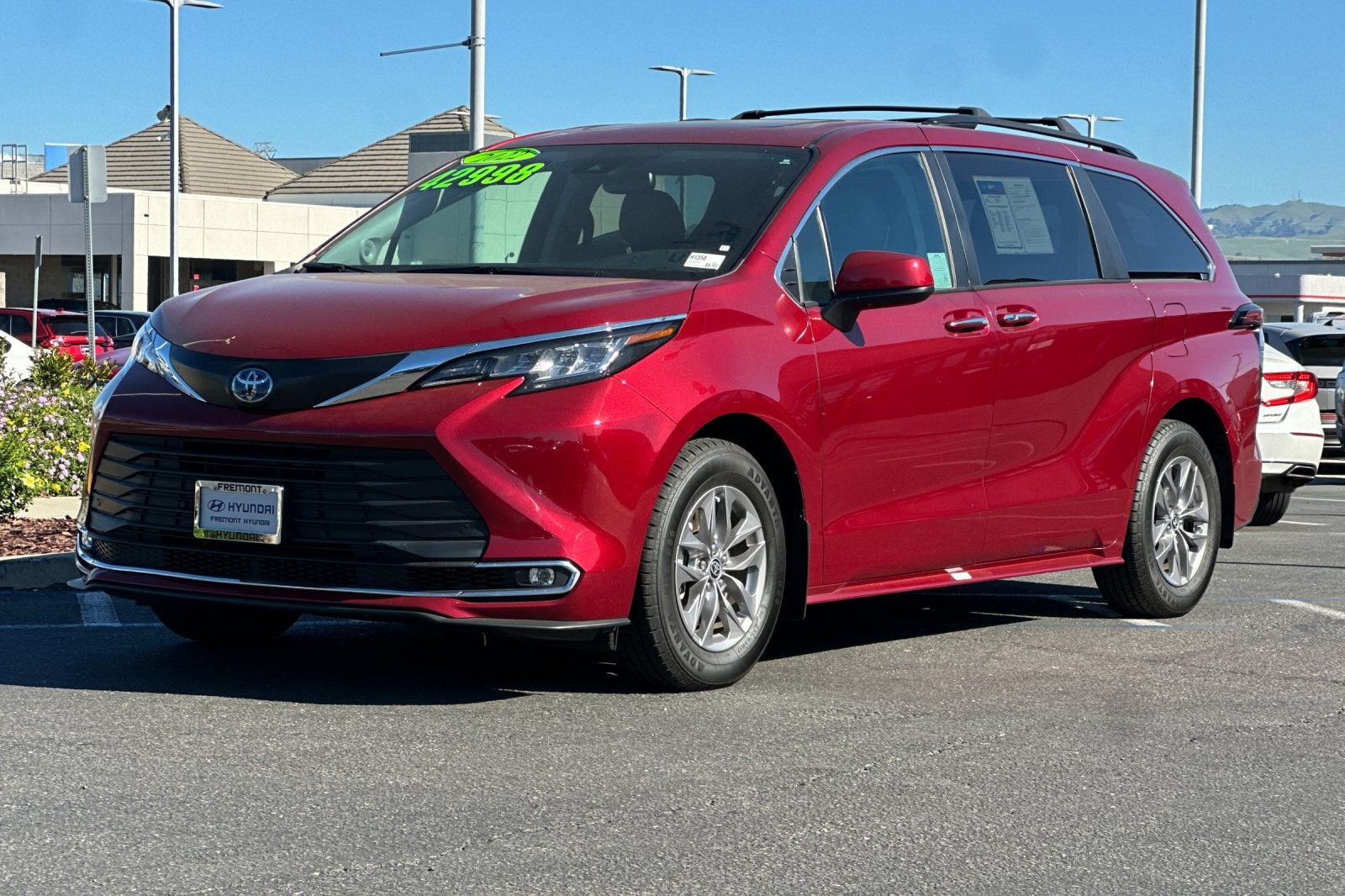 2022 Toyota Sienna XLE 7 Passenger