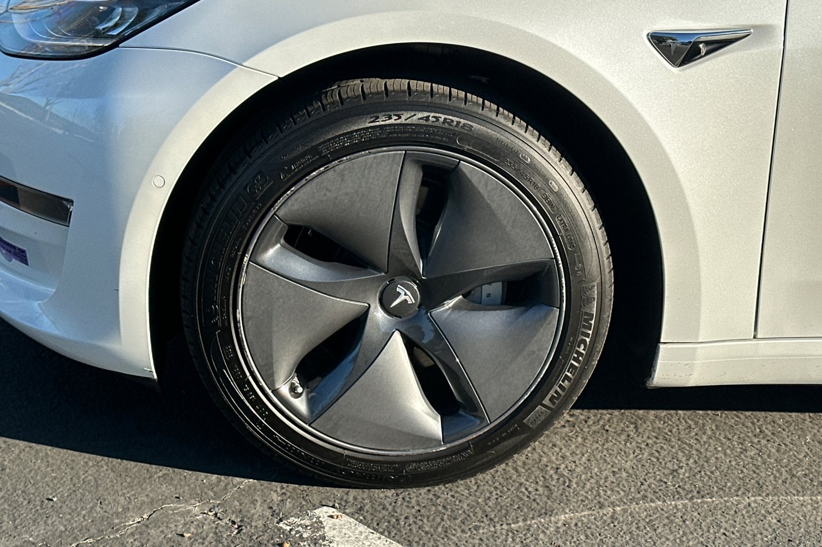 2019 Tesla Model 3 Mid Range