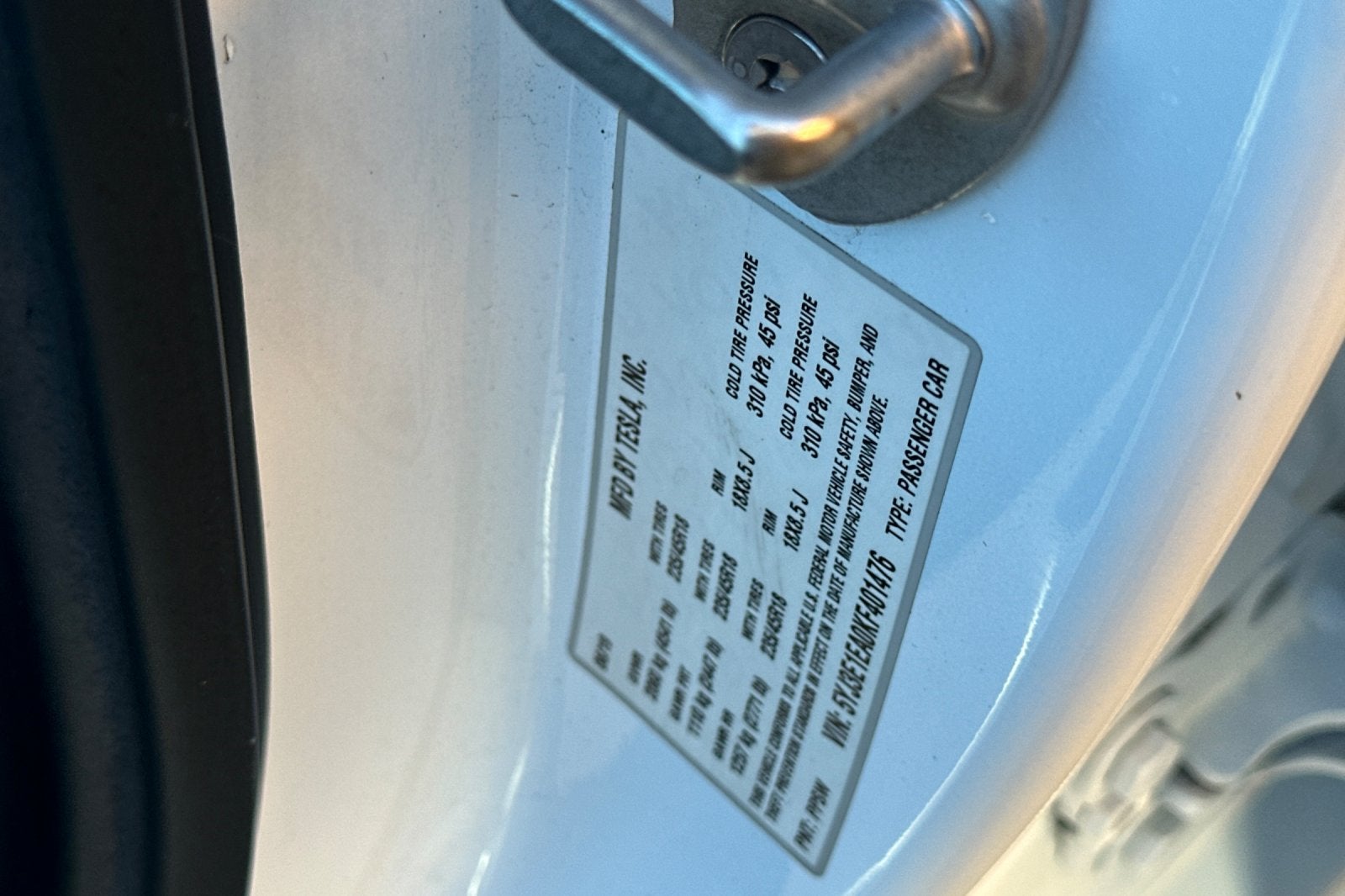 2019 Tesla Model 3 Mid Range