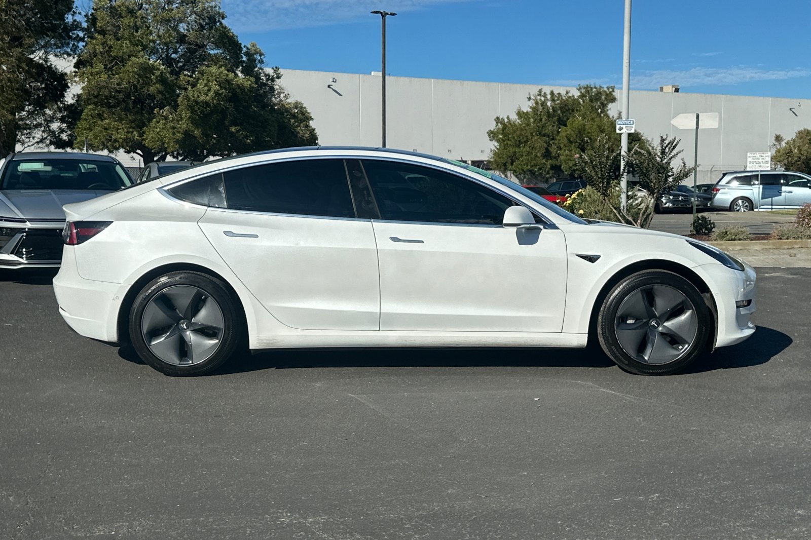 2020 Tesla Model 3 Standard Range Plus
