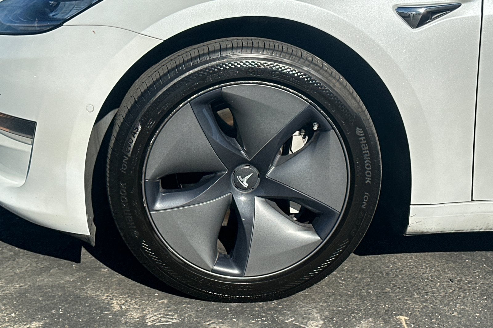 2020 Tesla Model 3 Standard Range Plus