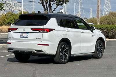 2023 Mitsubishi Outlander PHEV SEL