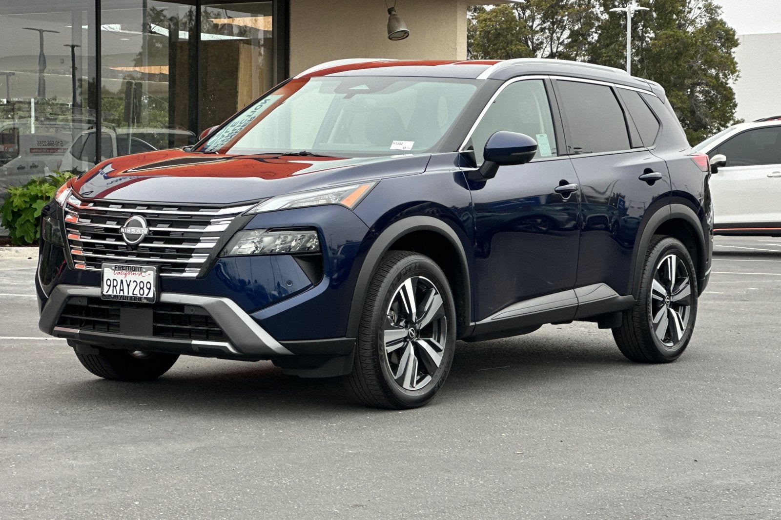 2025 Nissan Rogue SL