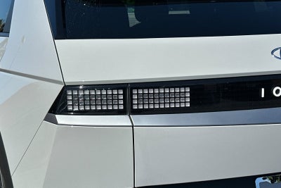 2024 Hyundai IONIQ 5 SE Standard Range