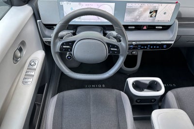 2024 Hyundai IONIQ 5 SE