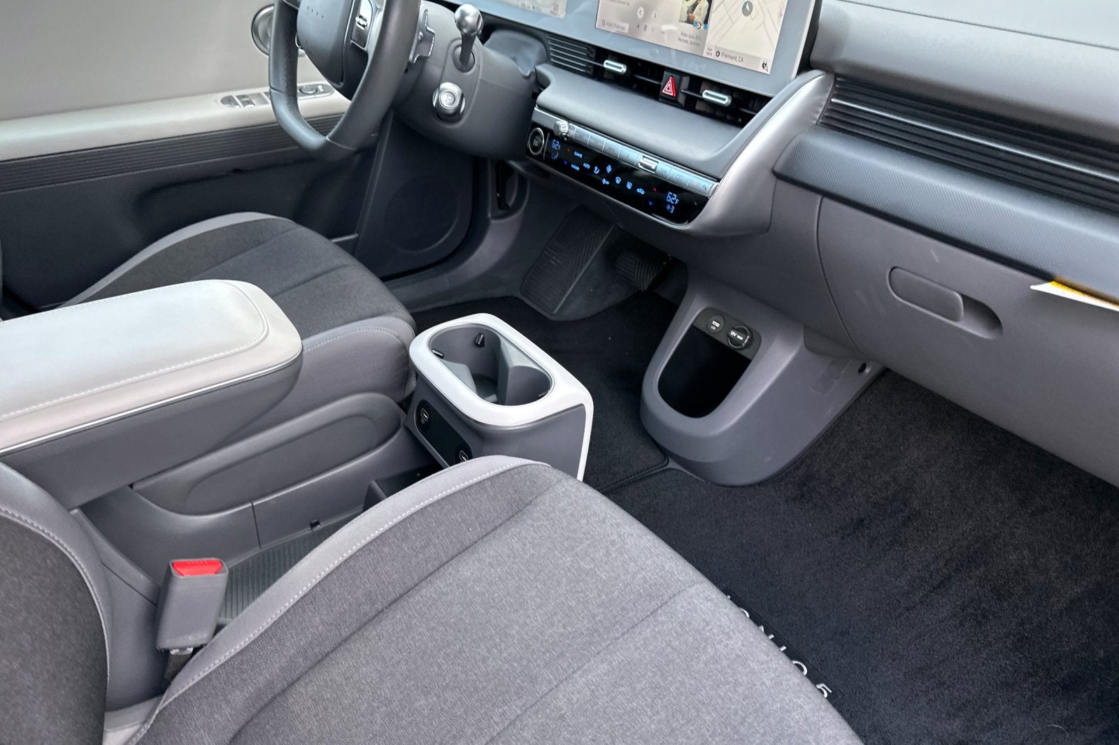 2024 Hyundai IONIQ 5 SE