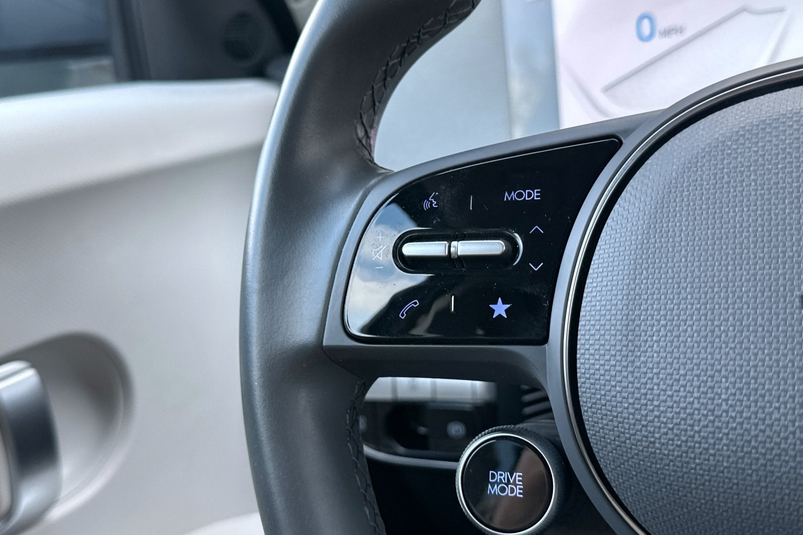 2024 Hyundai IONIQ 5 SE