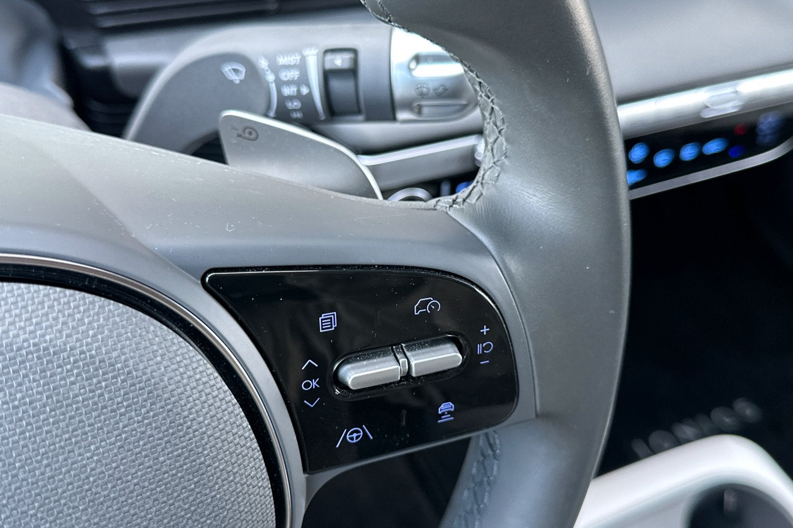 2024 Hyundai IONIQ 5 SE
