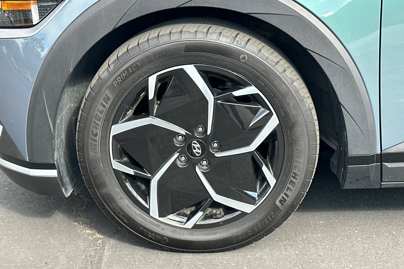 2024 Hyundai IONIQ 5 SE