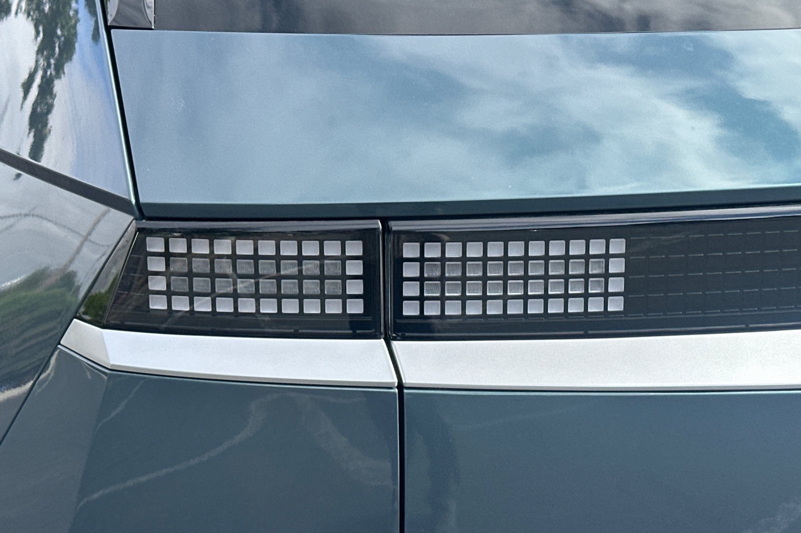 2024 Hyundai IONIQ 5 SE