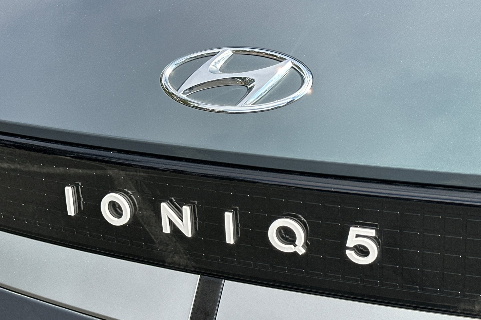 2024 Hyundai IONIQ 5 SE
