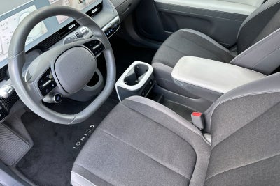 2024 Hyundai IONIQ 5 SE
