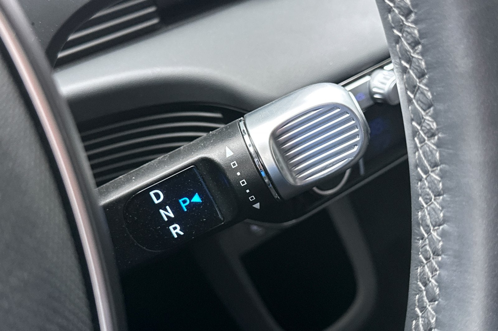 2024 Hyundai IONIQ 5 SE