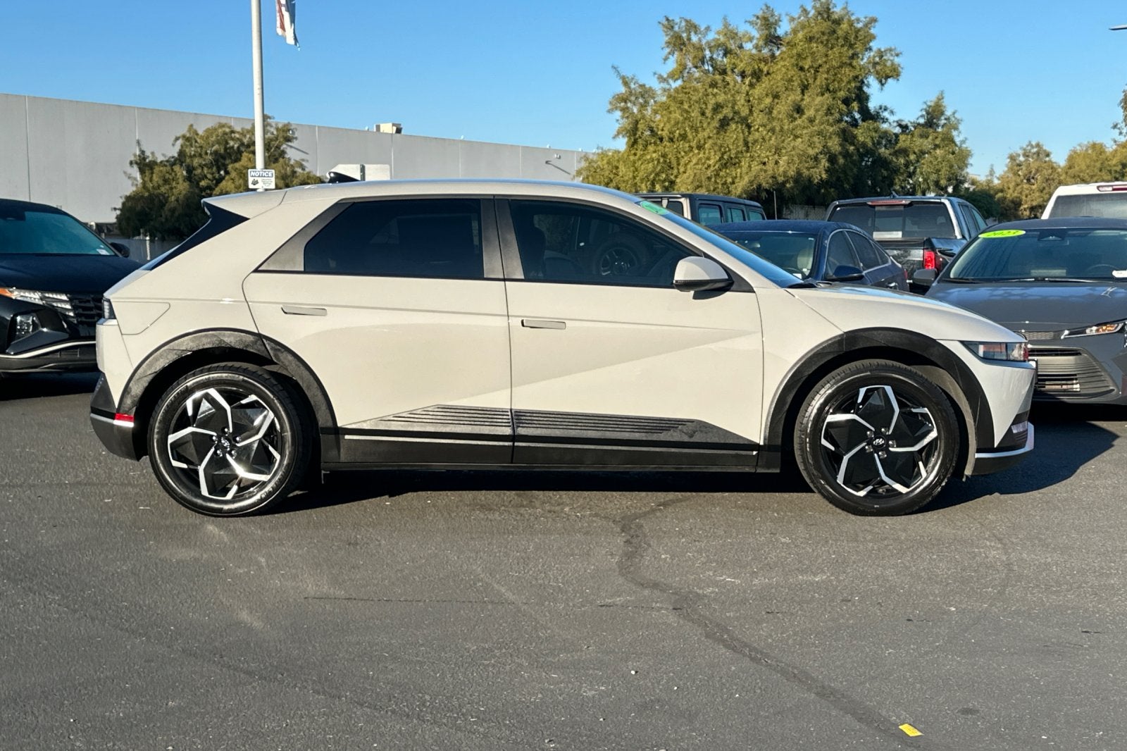 2024 Hyundai IONIQ 5 SEL