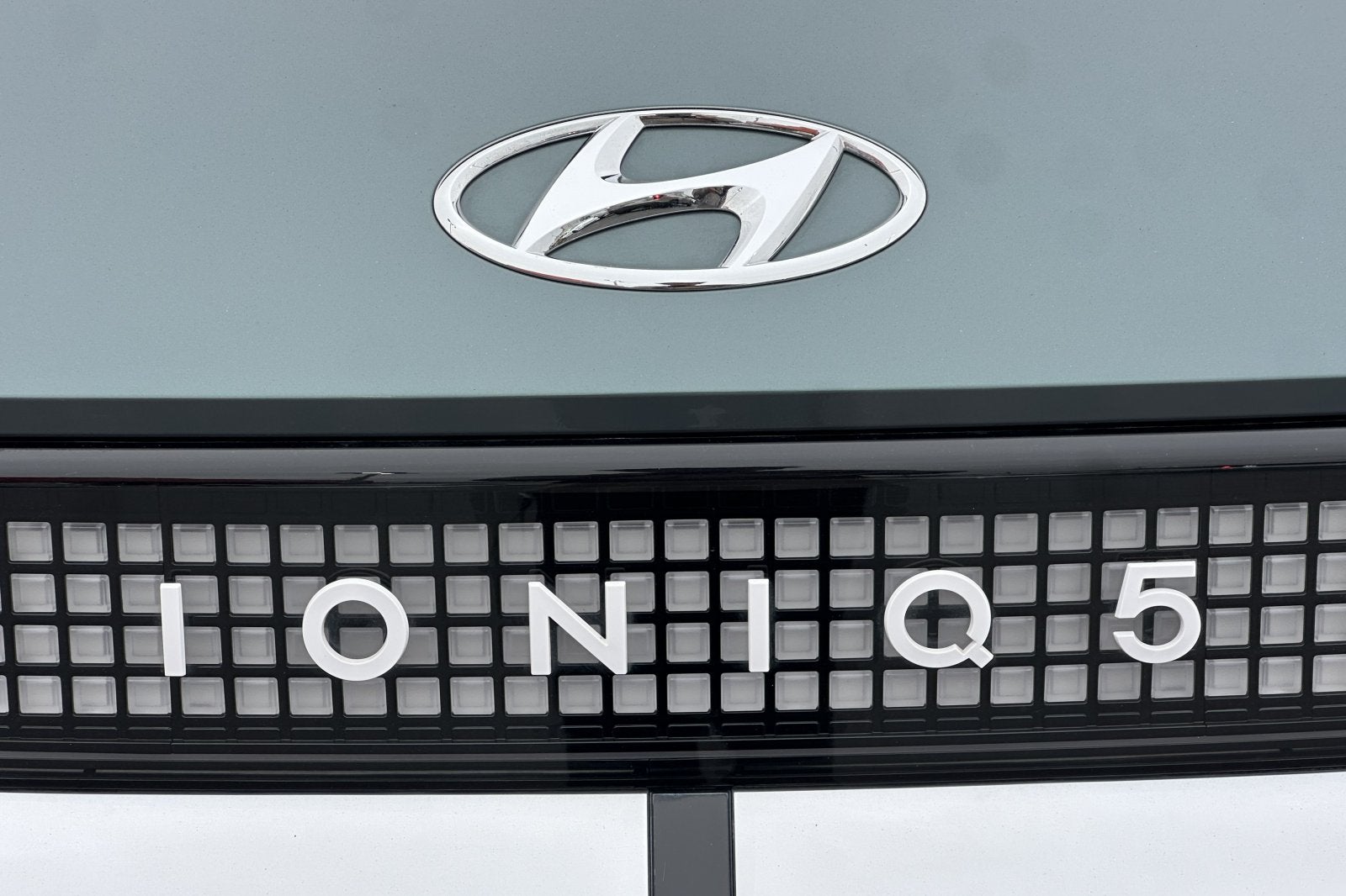 2024 Hyundai IONIQ 5 Limited