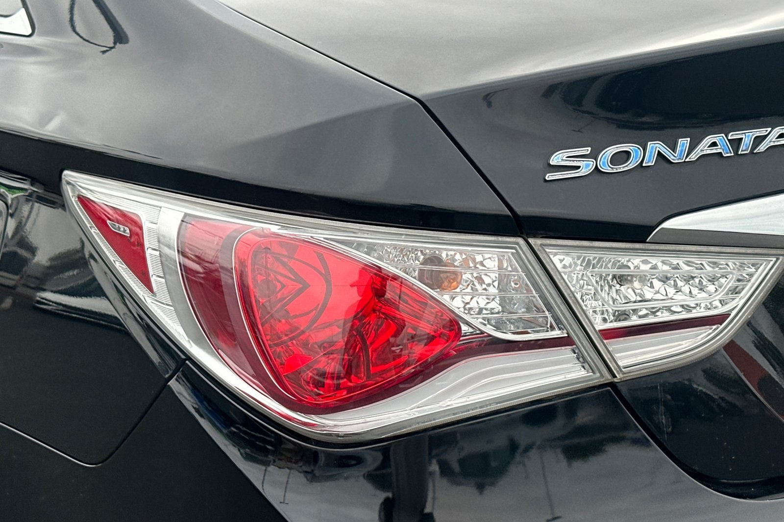 2012 Hyundai Sonata Hybrid Base