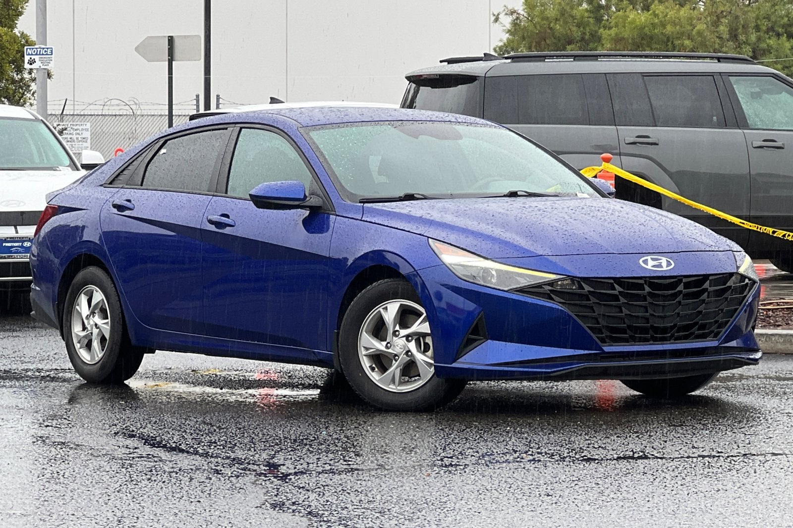 2023 Hyundai Elantra SE