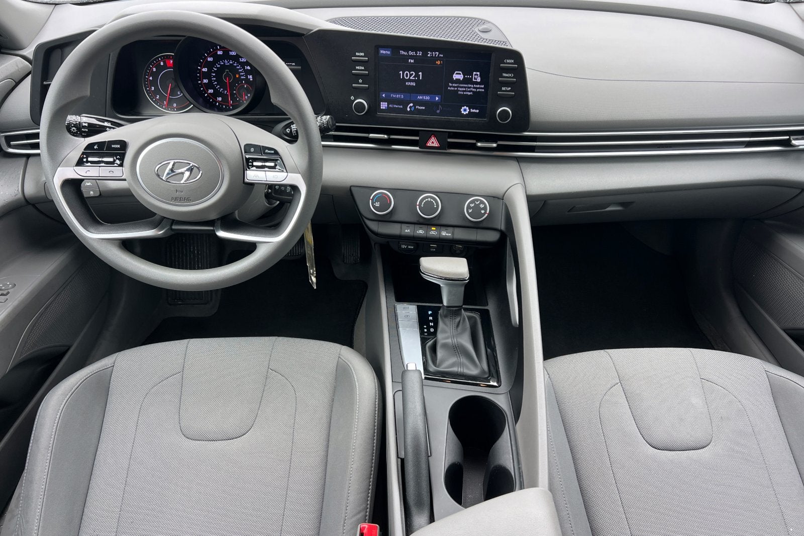 2023 Hyundai Elantra SE