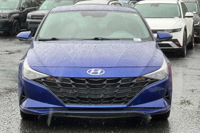 2023 Hyundai Elantra SE