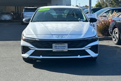 2025 Hyundai Elantra SEL Sport