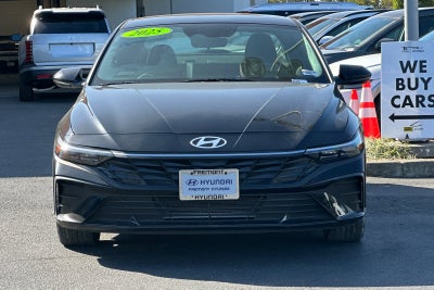 2025 Hyundai Elantra SEL Sport