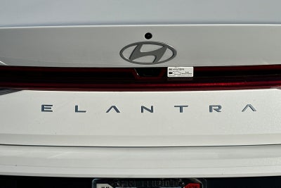 2025 Hyundai Elantra Hybrid Limited
