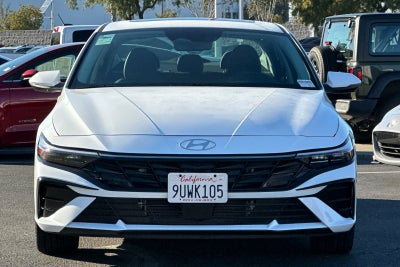 2025 Hyundai Elantra Hybrid Limited