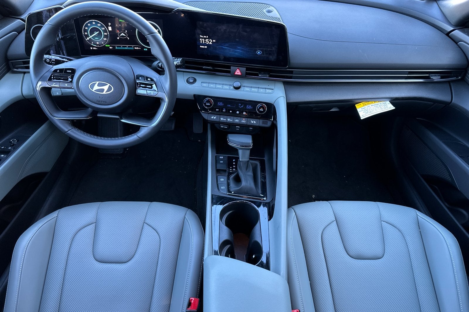 2025 Hyundai Elantra Hybrid Limited