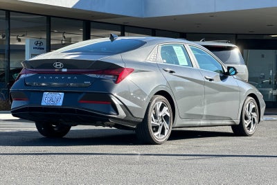 2025 Hyundai Elantra Hybrid Limited