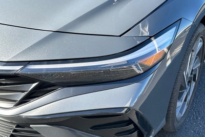 2025 Hyundai Elantra Hybrid Limited