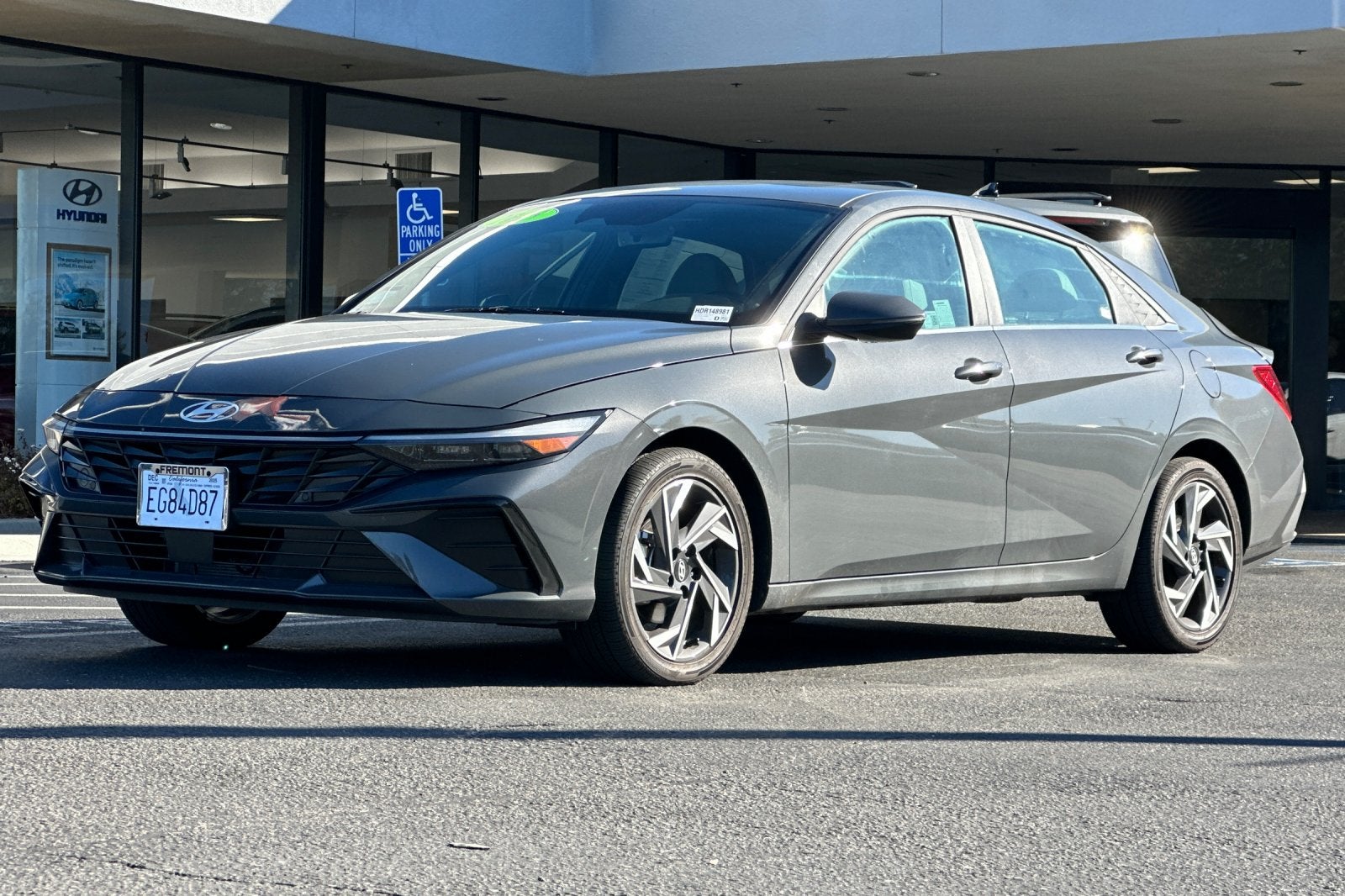 2025 Hyundai Elantra Hybrid Limited