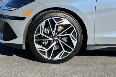 2025 Hyundai IONIQ 6 SEL