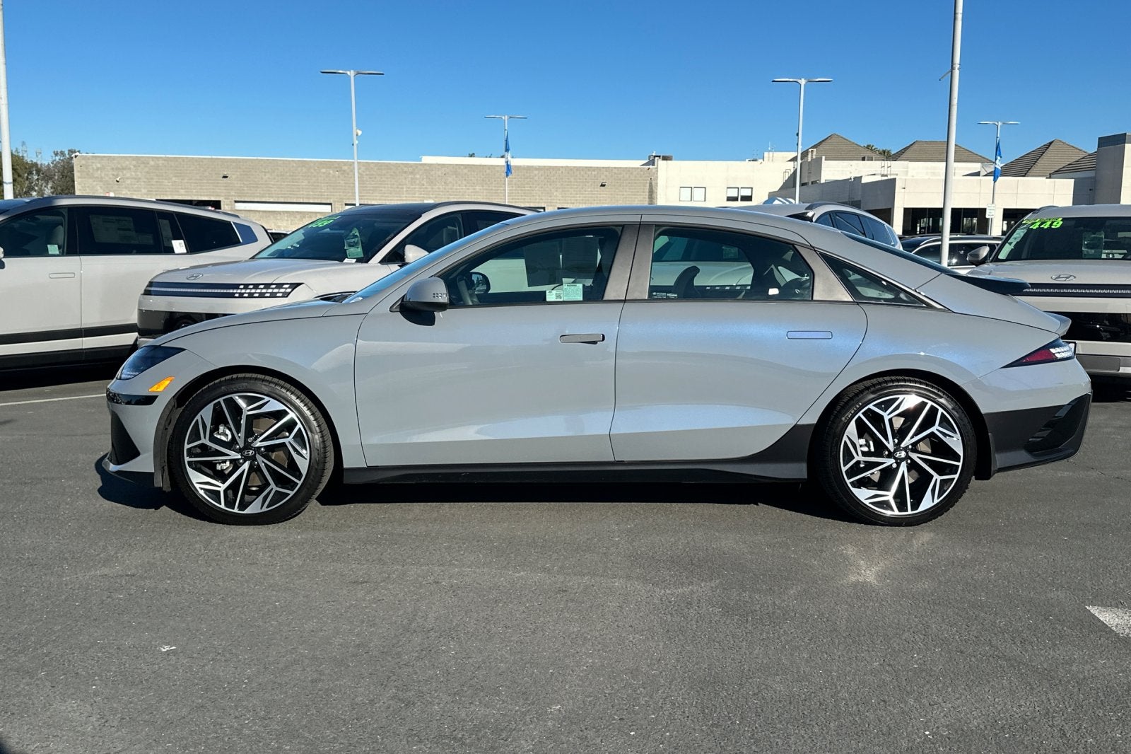 2025 Hyundai IONIQ 6 SEL