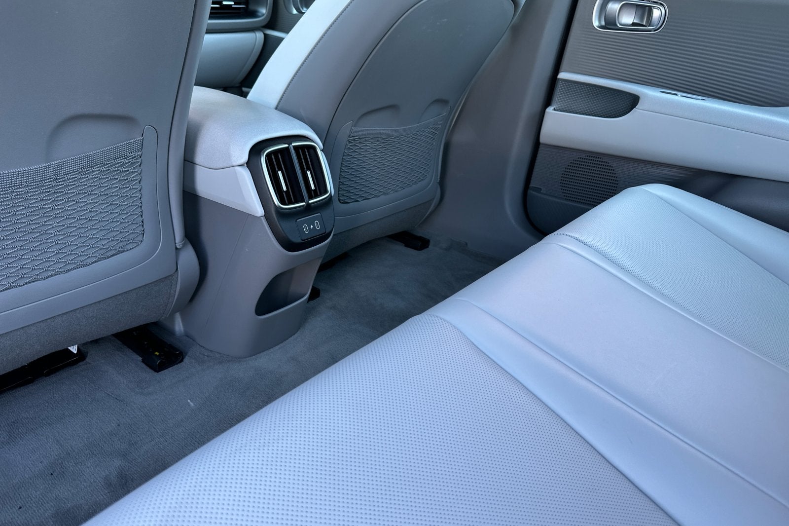 2024 Hyundai IONIQ 6 SEL