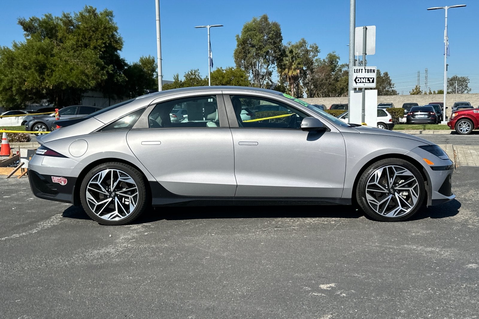 2024 Hyundai IONIQ 6 SEL