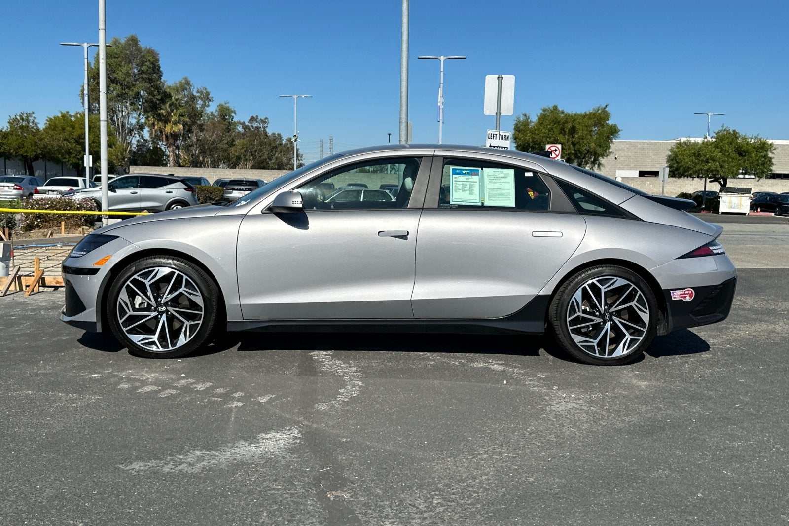 2024 Hyundai IONIQ 6 SEL