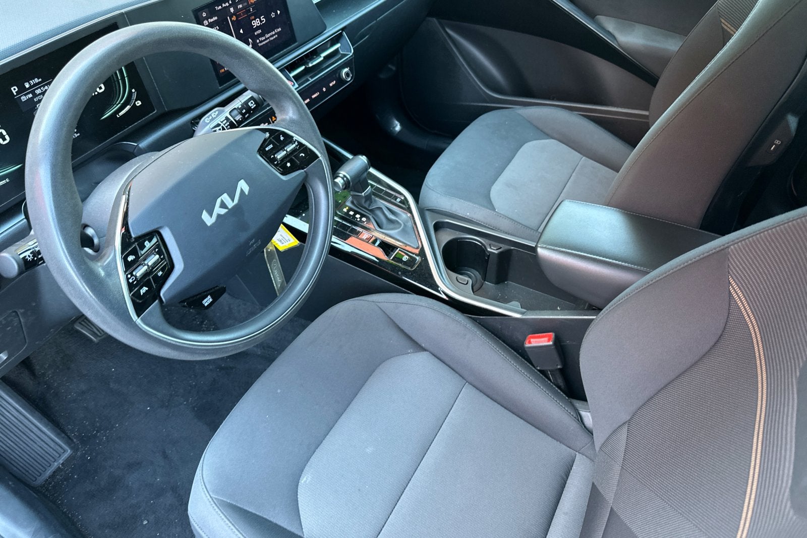 2025 Kia Niro LX