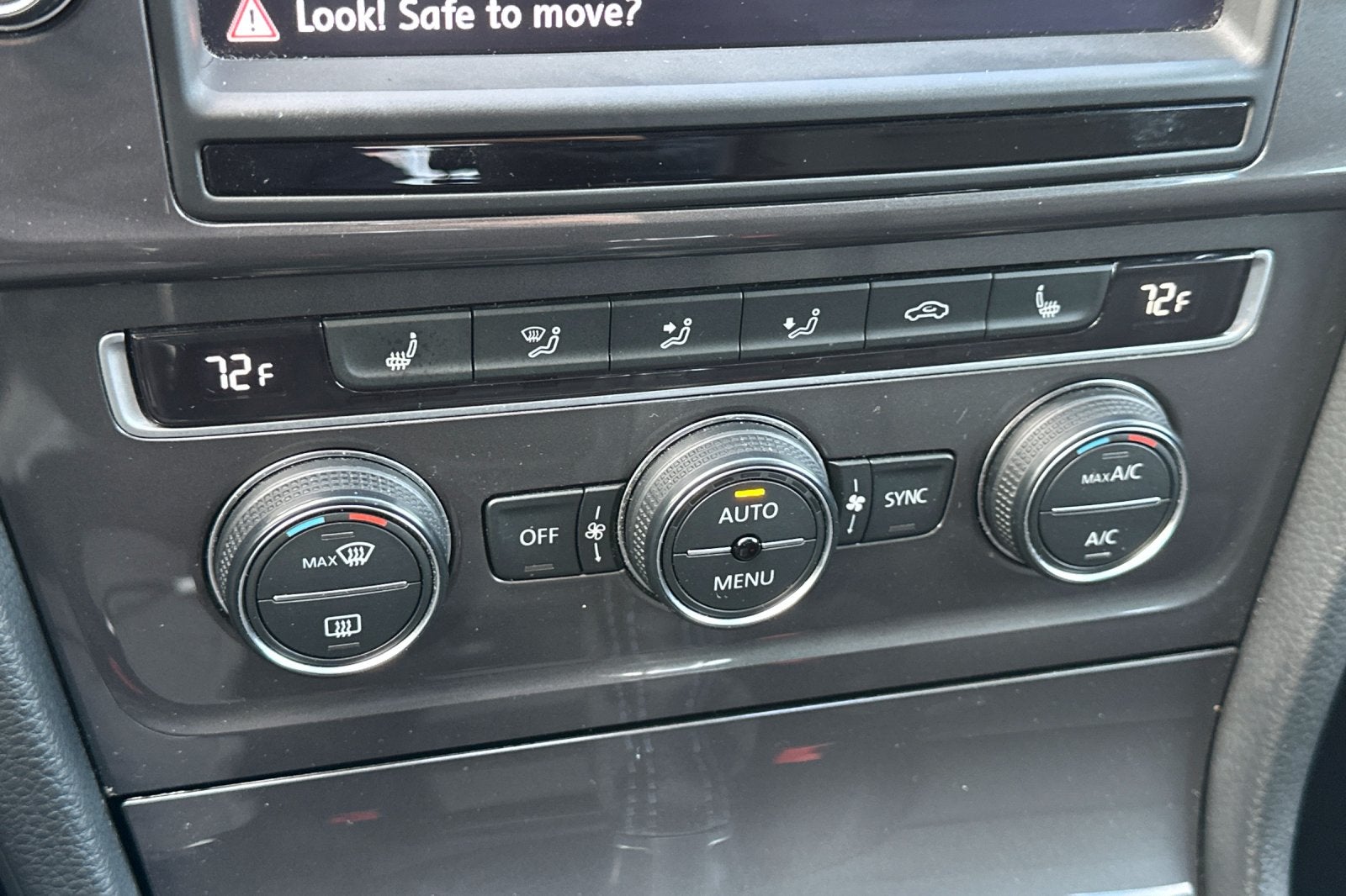 2016 Volkswagen e-Golf SEL Premium