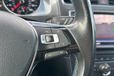 2016 Volkswagen e-Golf SEL Premium