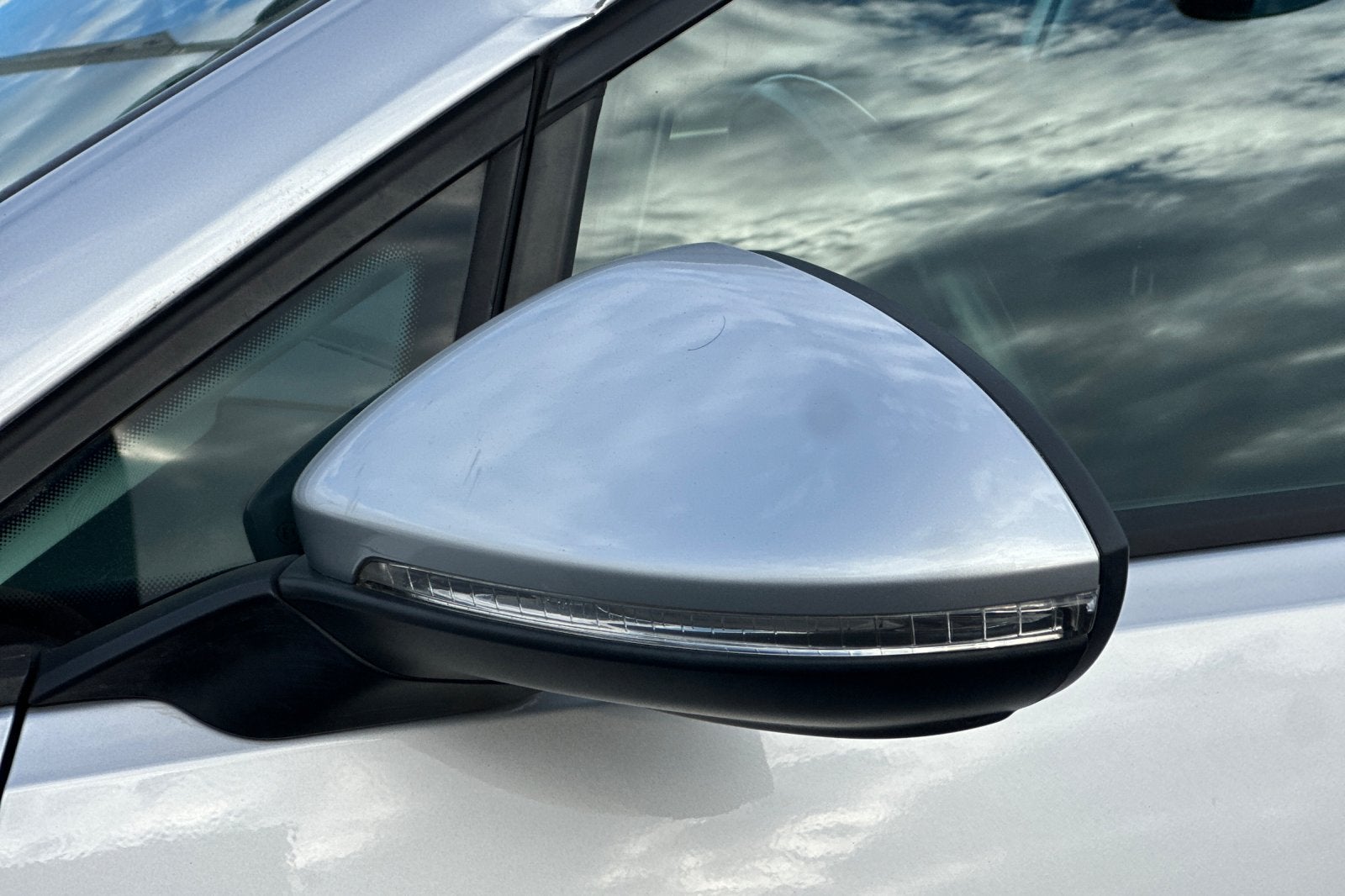 2016 Volkswagen e-Golf SEL Premium