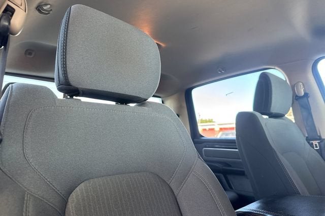 2020 RAM 1500 Big Horn 4x4 Crew Cab 5'7" Box