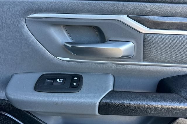 2020 RAM 1500 Big Horn 4x4 Crew Cab 5'7" Box